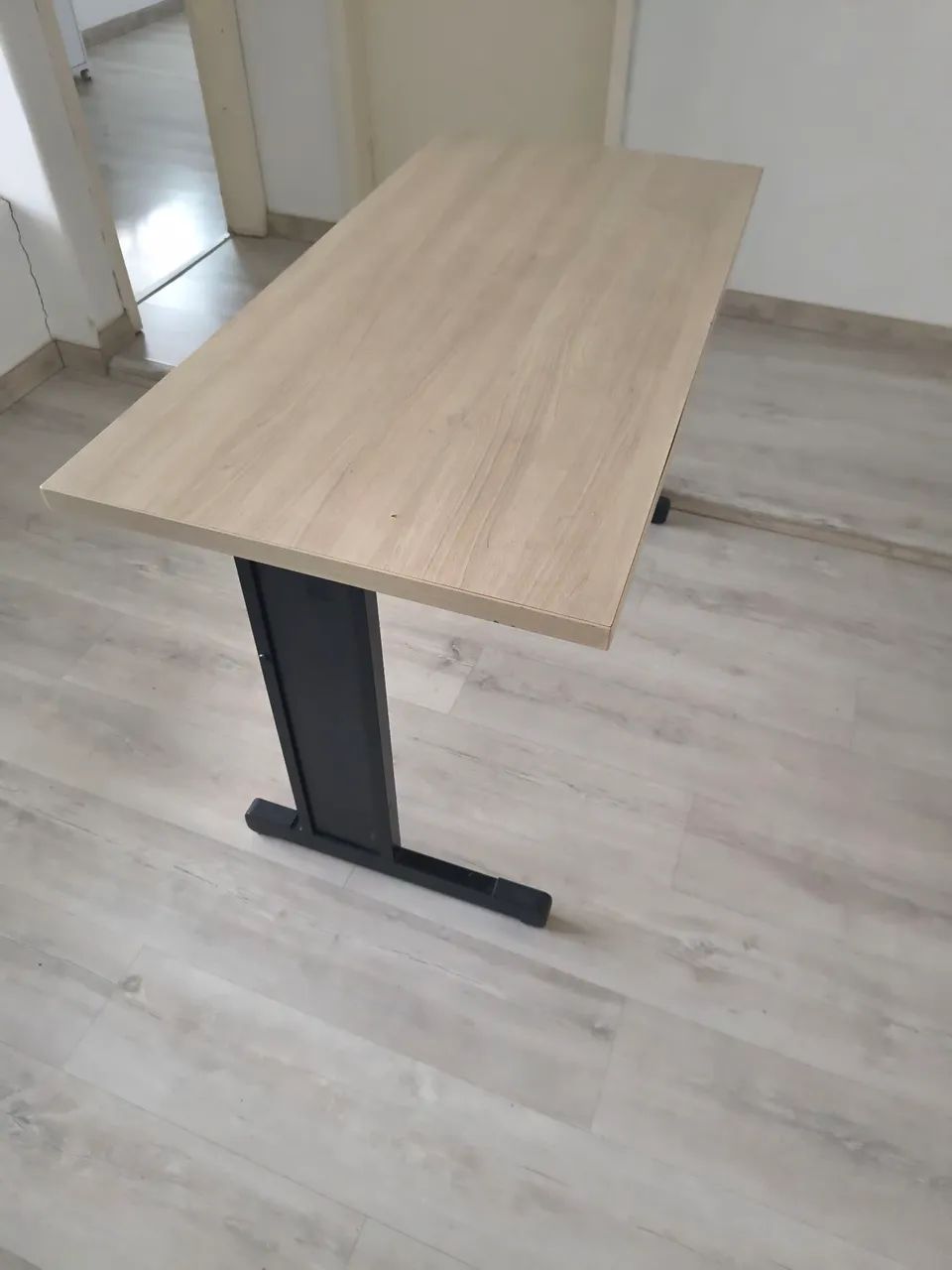 Mesa de estudos - Foto 4