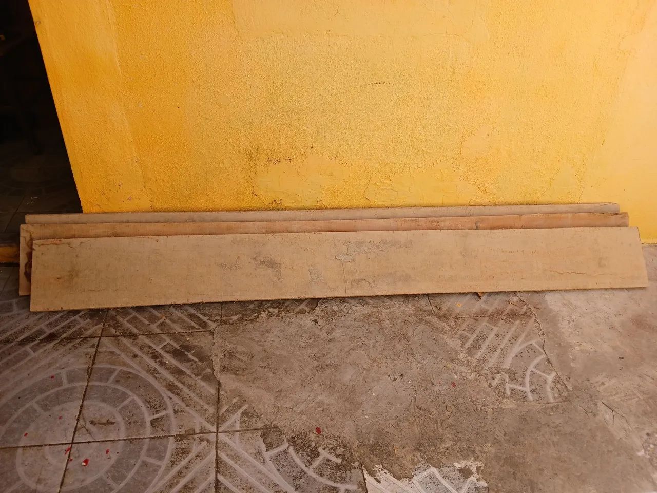Tábuas 65181968112514120