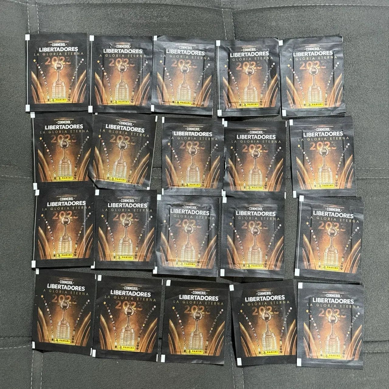 20 Envelopes Figurinhas Lacrados Libertadores 2023