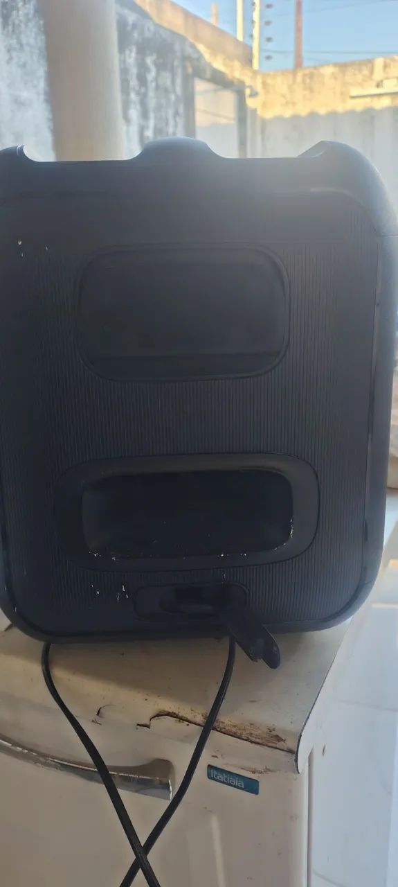 Caixa jbl original muito nova aem marca de iso - Foto 2