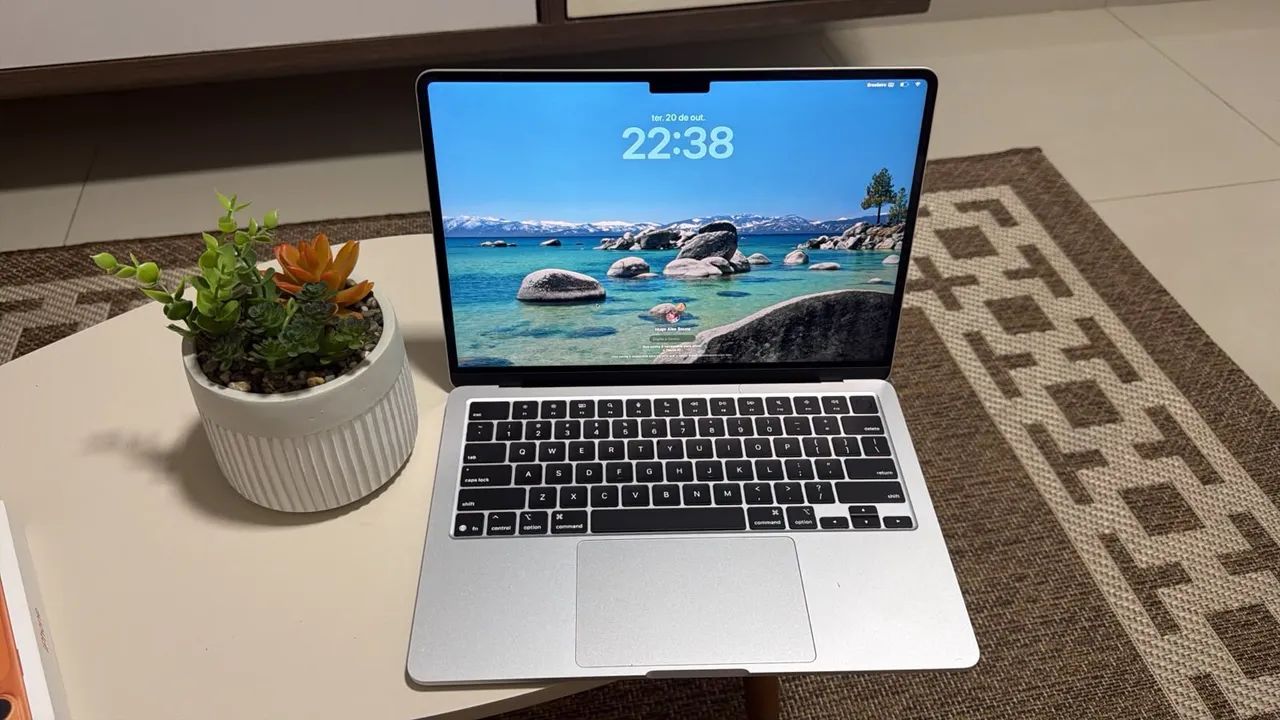 MACBOOK AIR M4 EM PERFEITO ESTADO ?