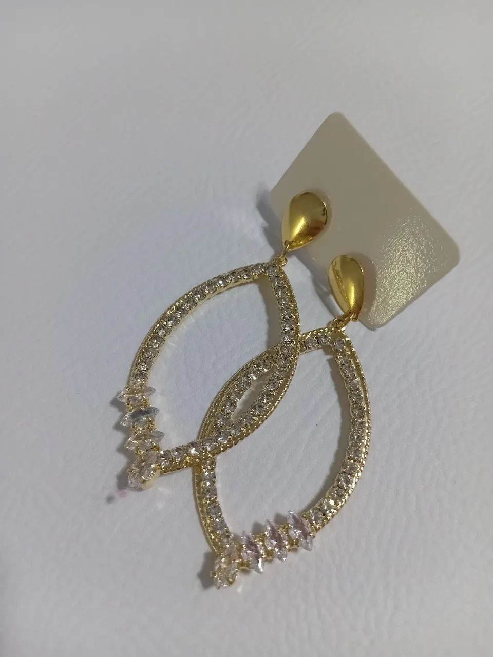 Brincos Longos com Strass  - Foto 3