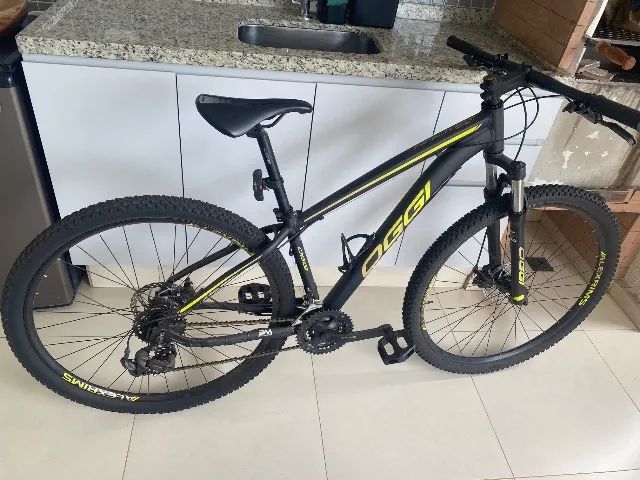 Bicicleta Oggi Aro 29 21 V Shimano - Preta 