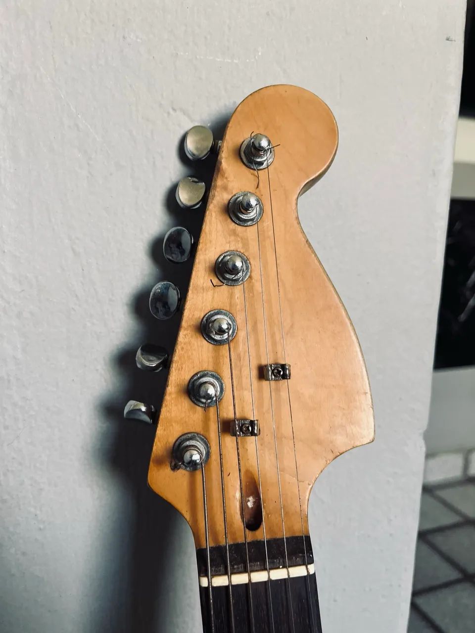 Vendo guitarra em ótimo estado!! - Foto 4