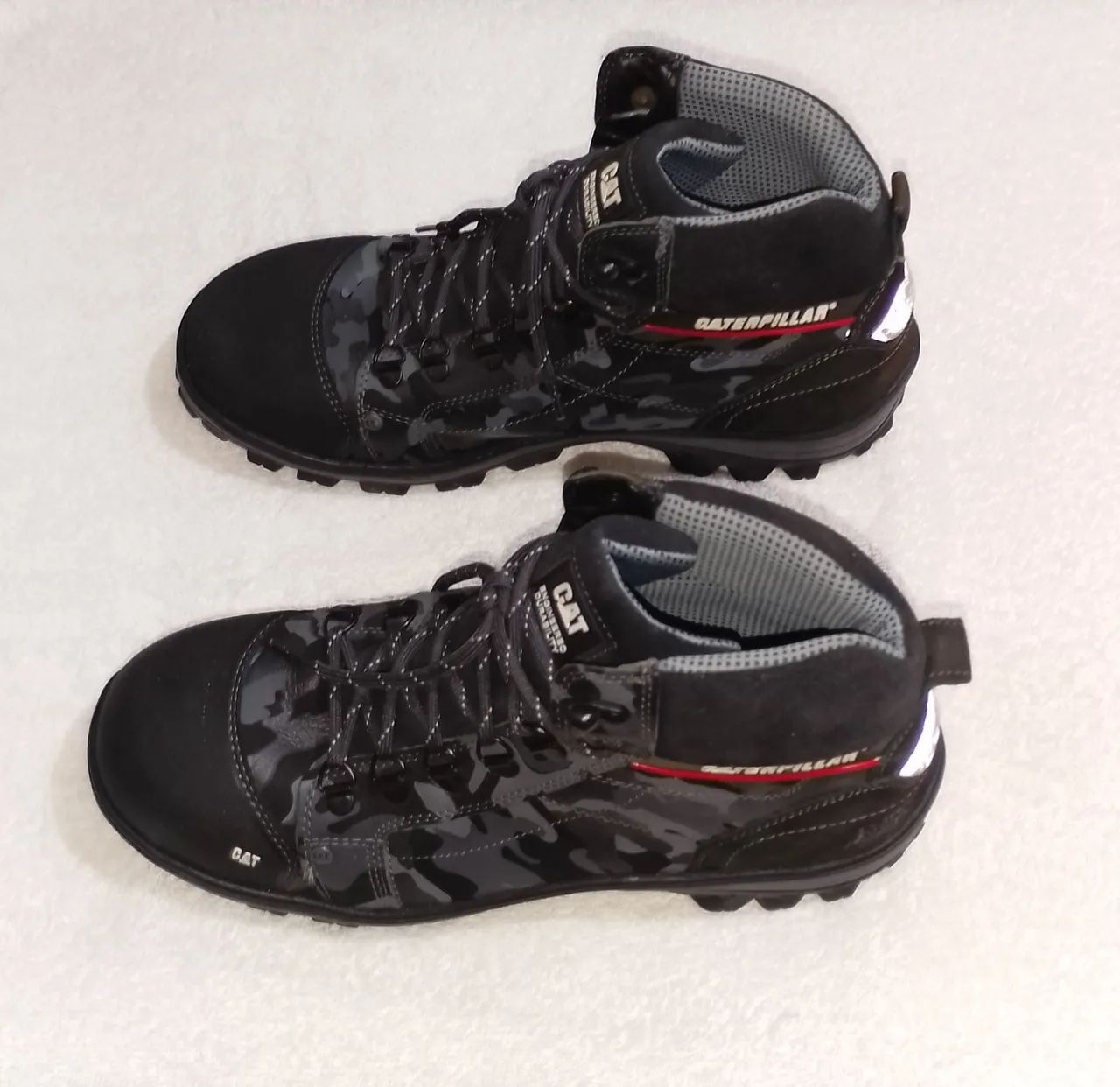 Botas Caterpillar originais 43