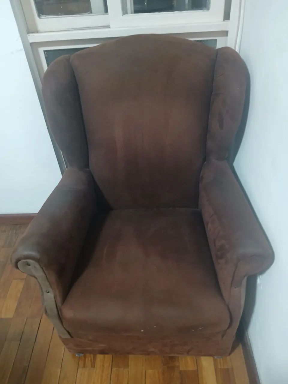 Poltrona  berger marrom 