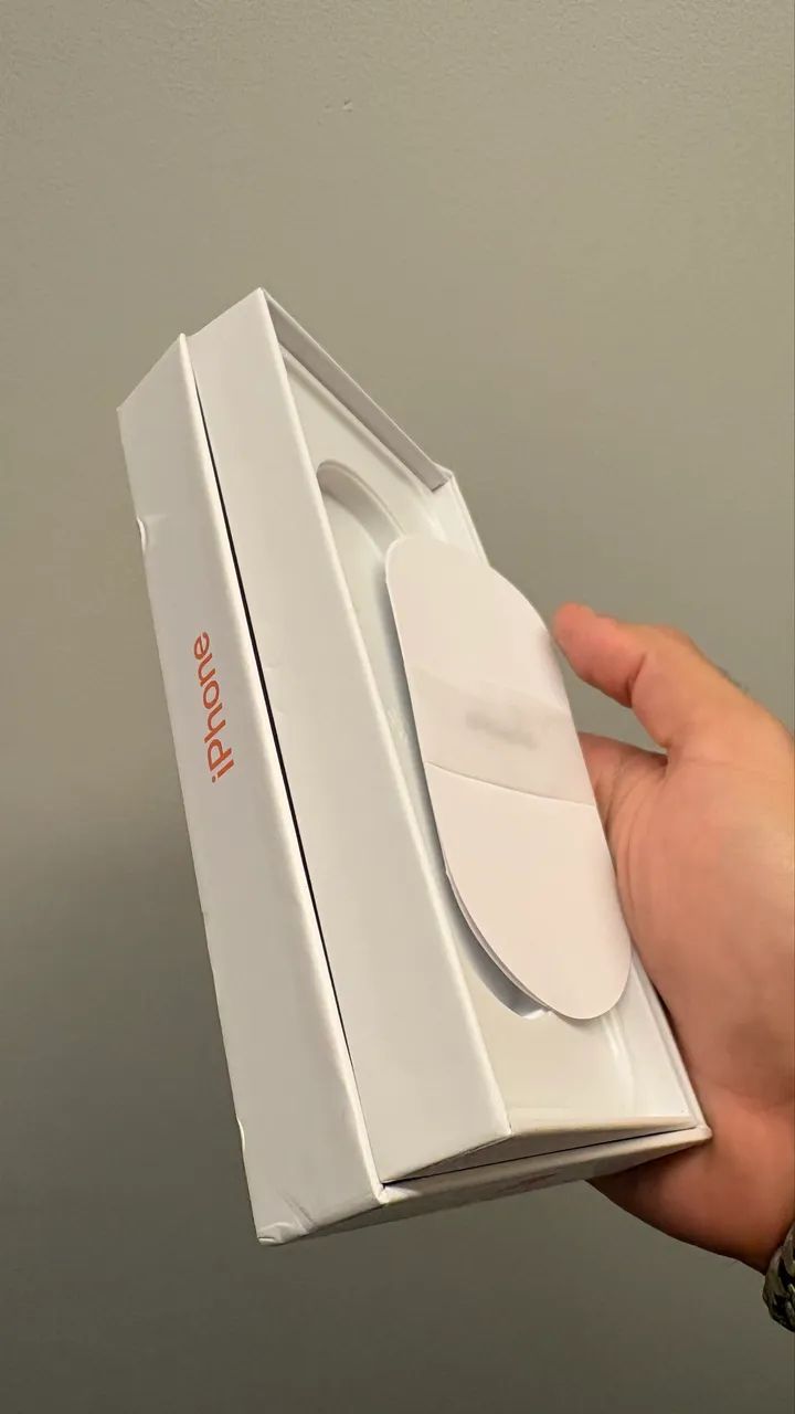 Caixa iPhone 17 pro max - Foto 2