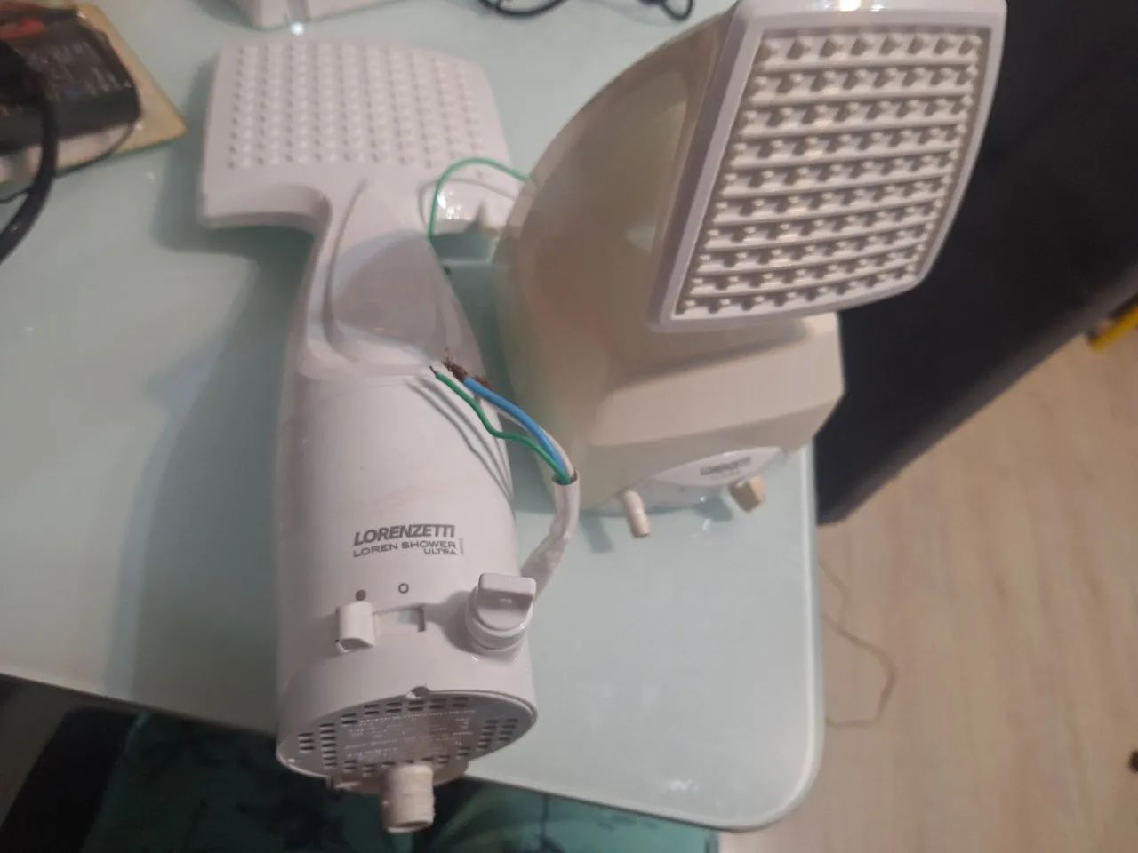 Showers for repair—only the heating element needs replacement