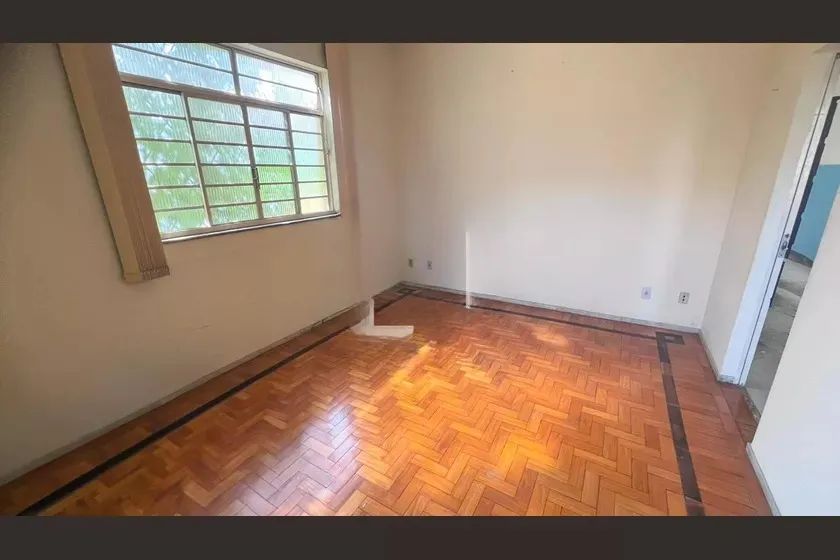 Casa à Venda - União, 5 Quartos, 214 m2 - Foto 2