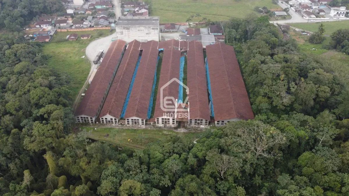 Imóvel Comercial com Área Total de 60.000m² em Joinville, SC - Foto 2
