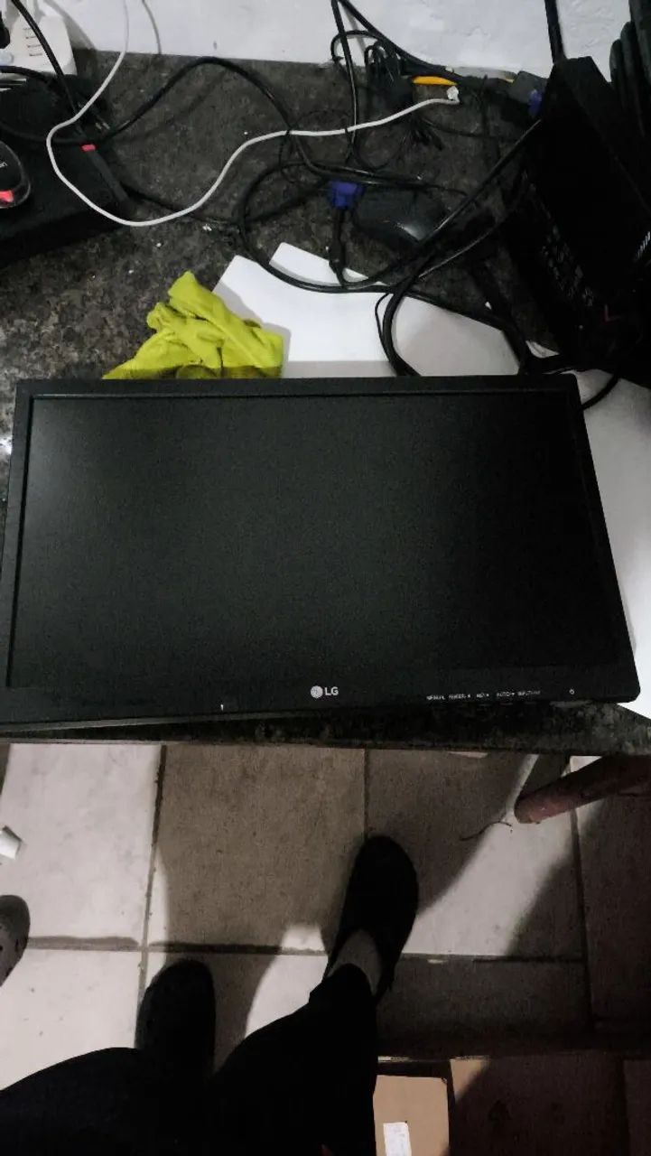 Monitor LG LED dois 
