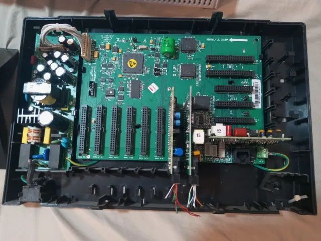 Central Intelbras impacta 40 e um TI 5000 - Telefonia Fixa e Sem