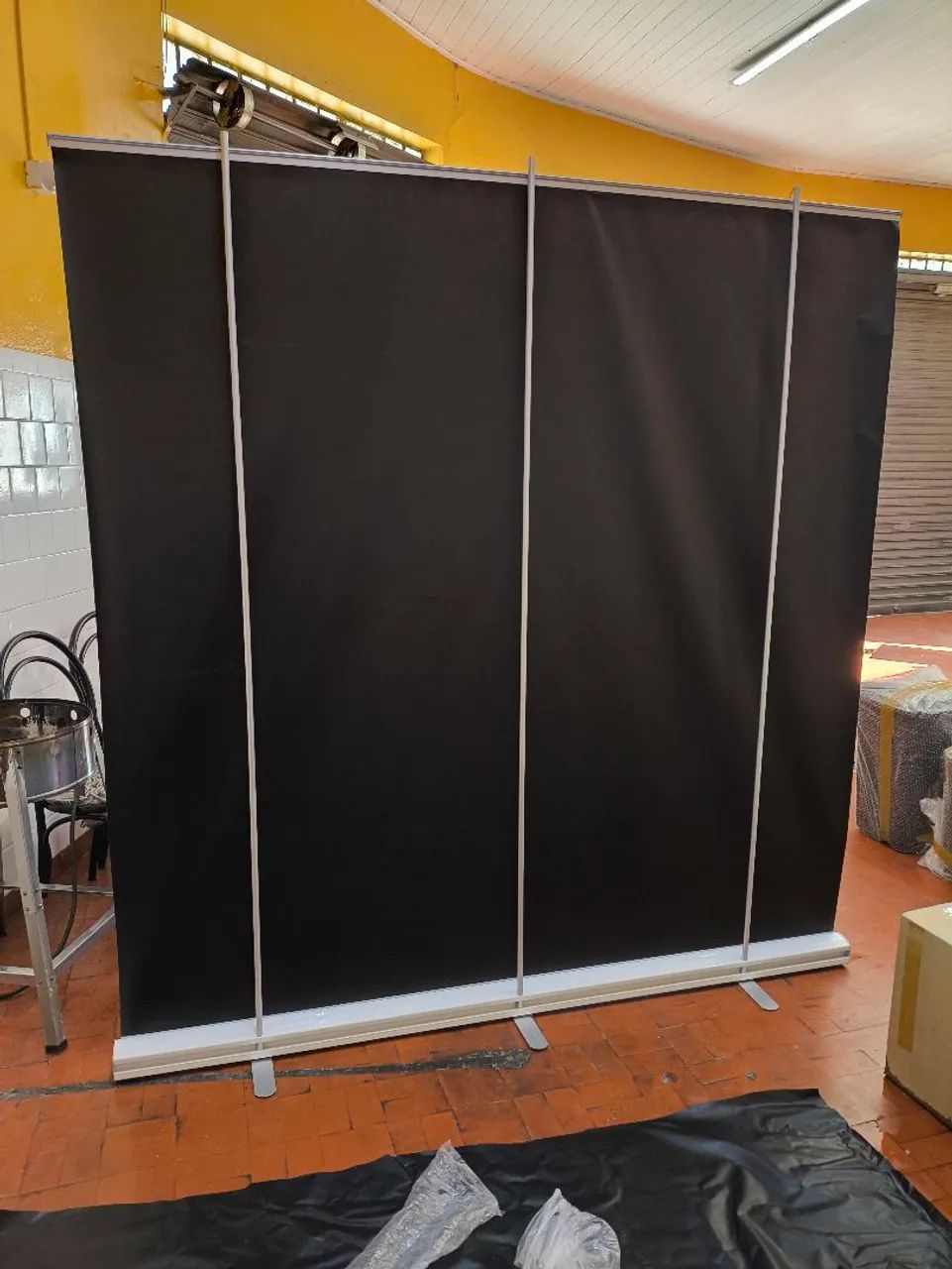 Suporte para banner roll UP novo grande. - Foto 2