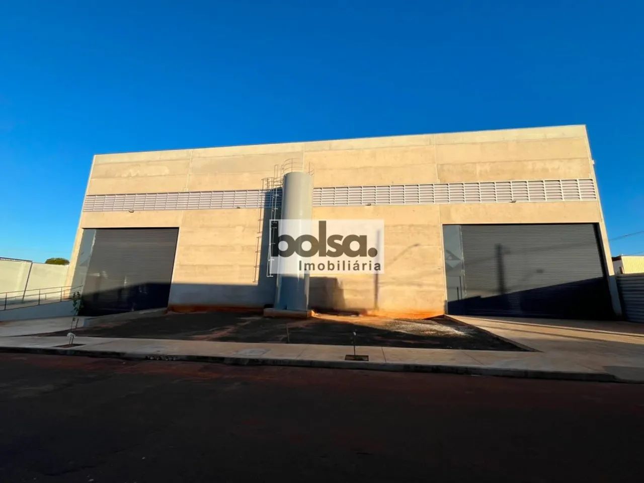 BARRACÃO NOVO COM 1.500M² NO PARQUE PAULISTA ! ! - Foto 2