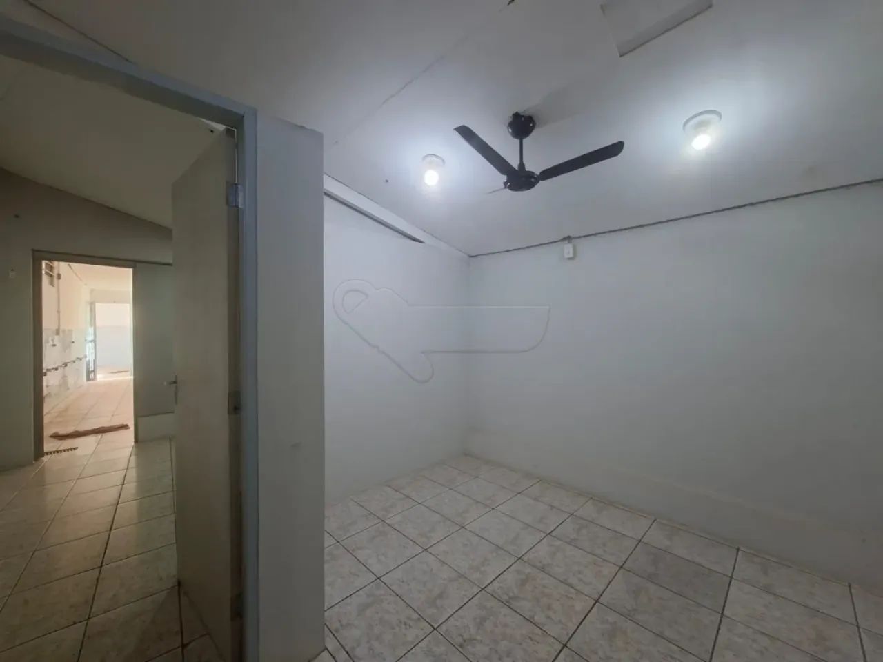 Casa comercial com 04 quartos no Centro de Limeira/sp. - Foto 4