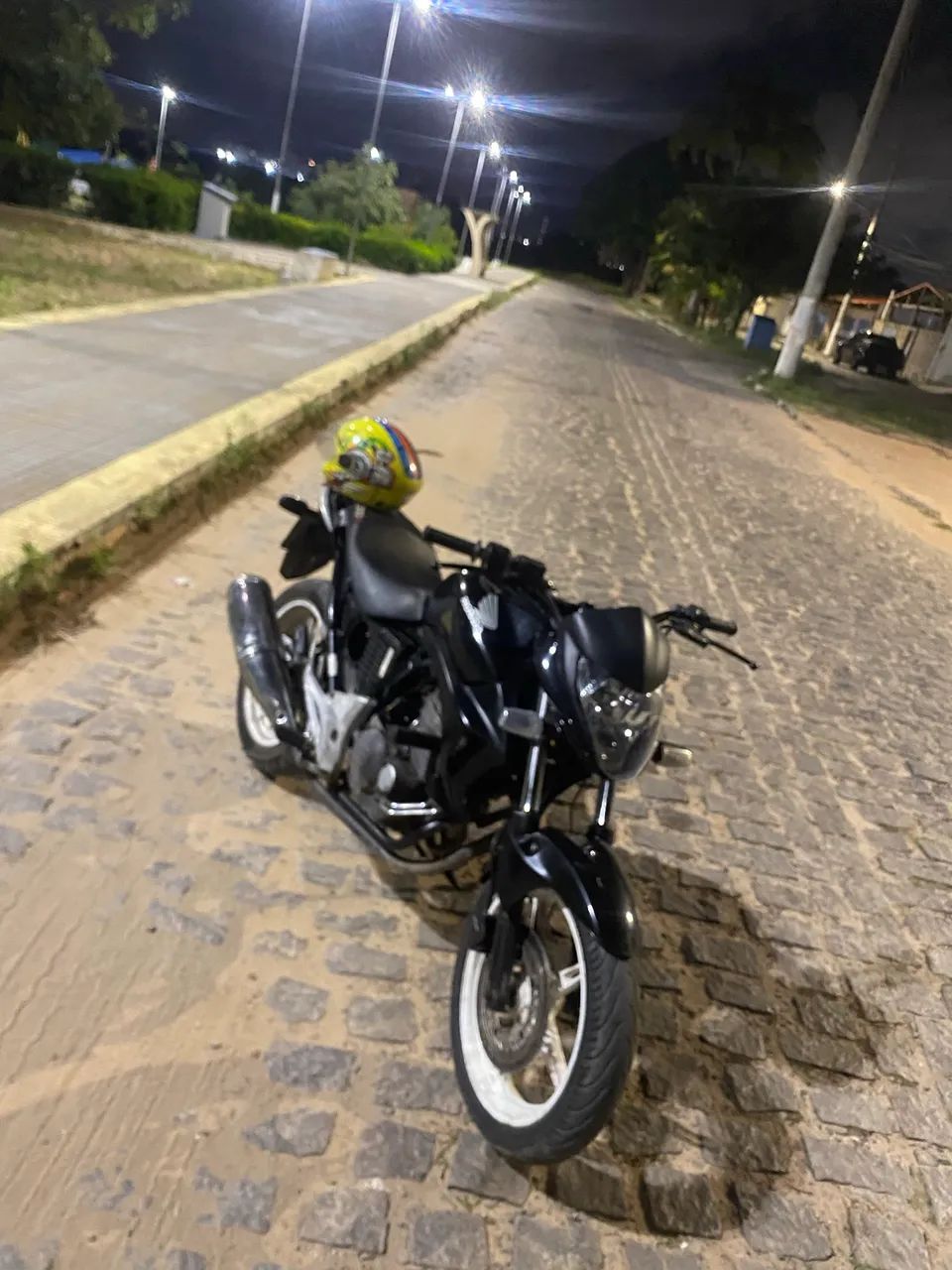CB 300 - Foto 3