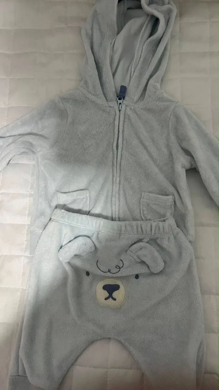 Conjunto 0+3 carters super conservado.