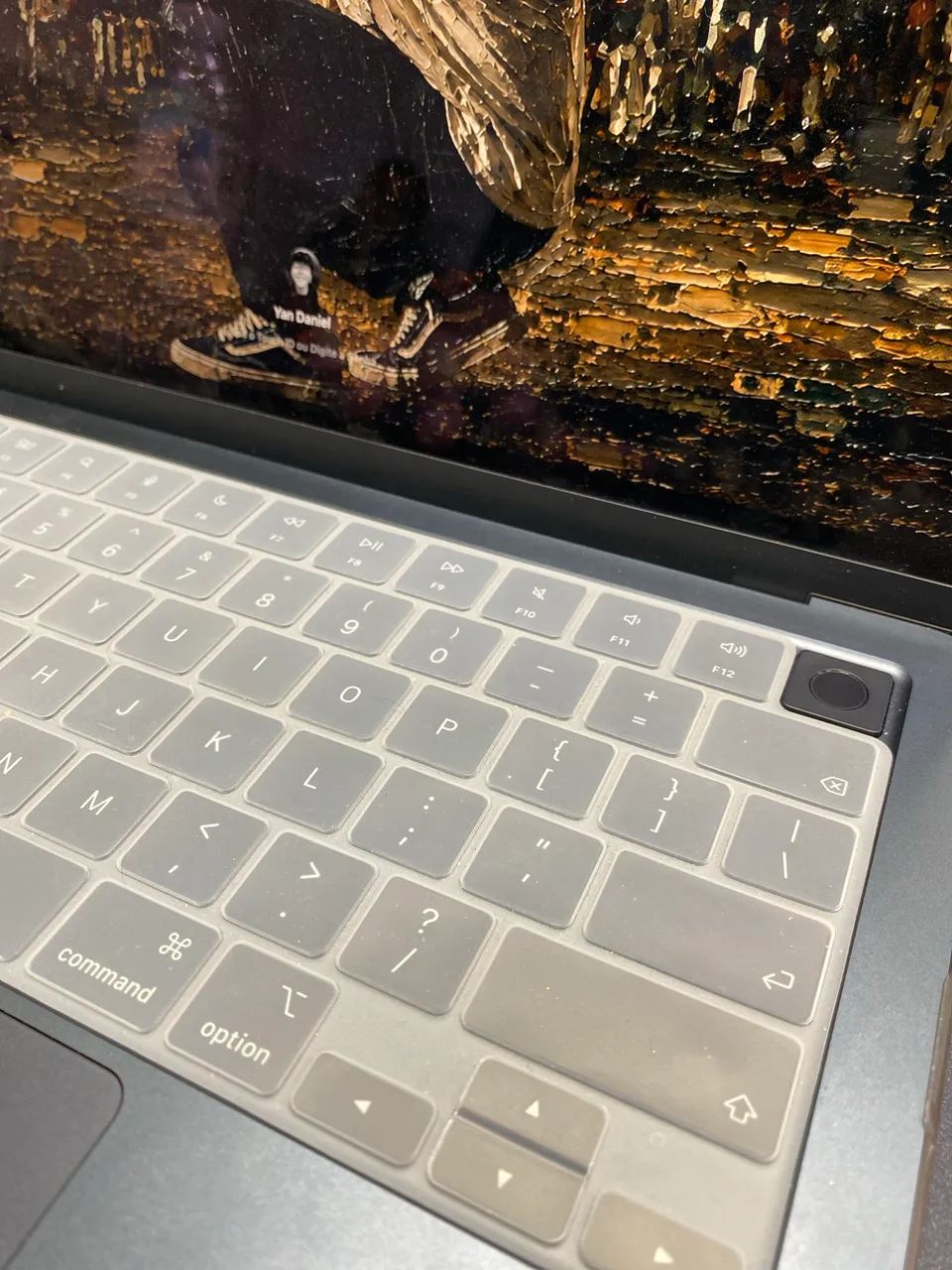 MacBook Air m5 16/512gb