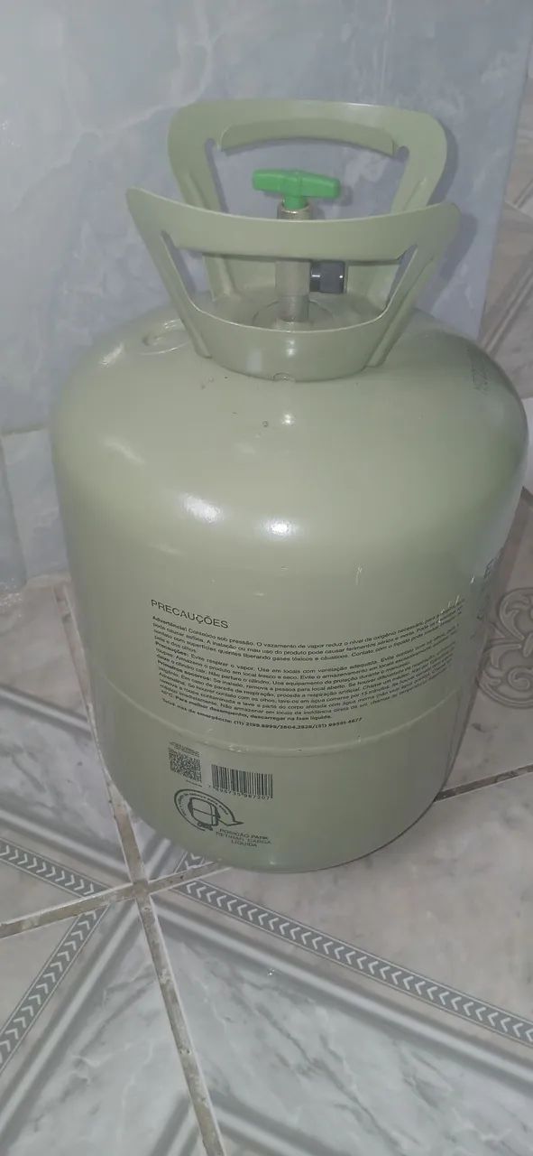Gás de refrigeração.