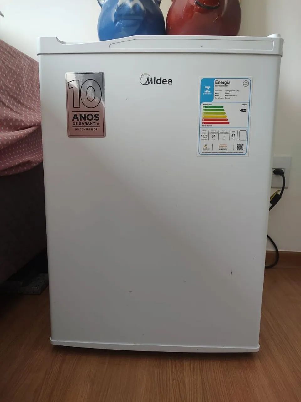 Frigobar Midea 