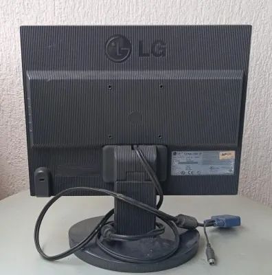 Monitor Lg Flatron L1553s-sf 15 - Funcionando - Foto 2