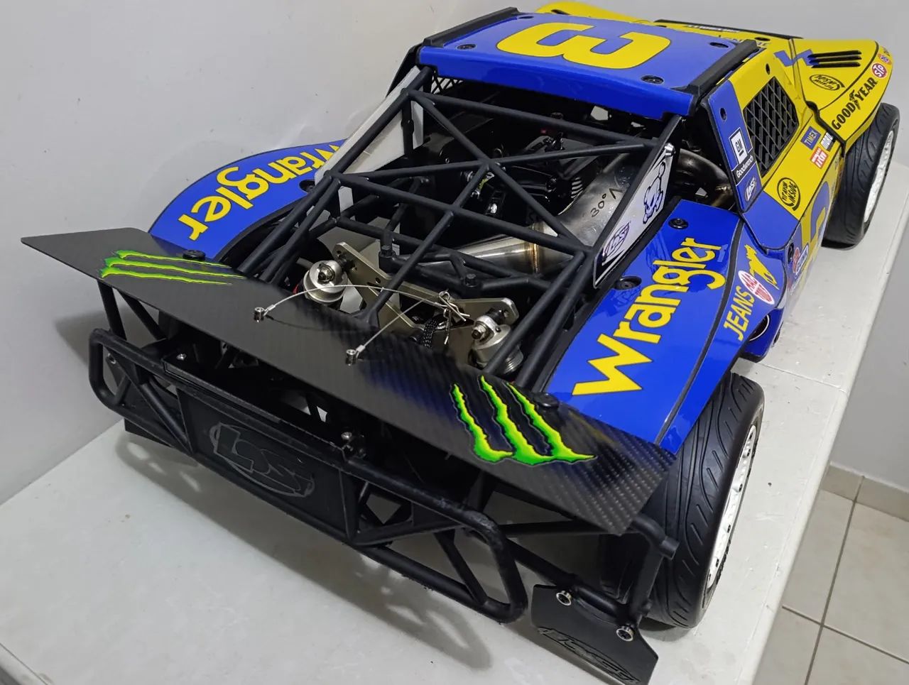 Automodelo Losi 5ive t 2.0 motor zero!!  - Foto 2