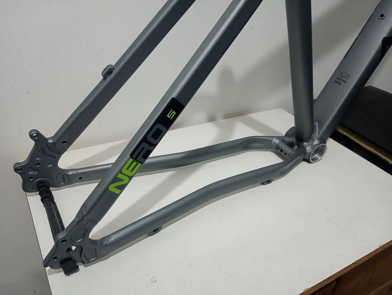 Quadro Absolute Nero 5 Tamanho 17  - Foto 4