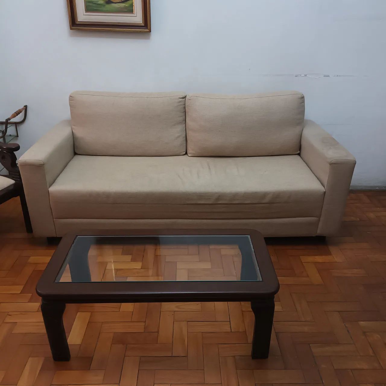 Conjunto de mesa de centro e mesa de canto em Mogno e tampo de vidro. - Foto 2