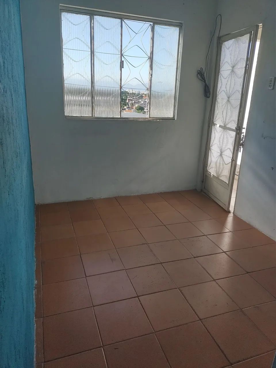 Aluga-se casa Vaz Lobo