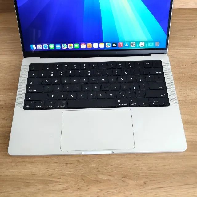 MACBOOK PRO 14 M1 PRO 32GB/512GB - 258 CICLOS - SILVER - Foto 2