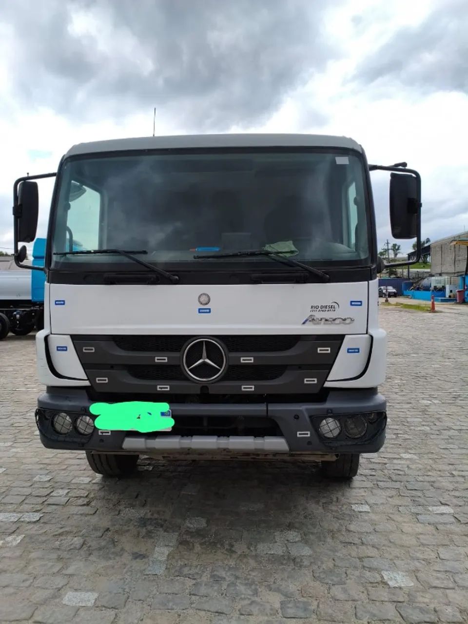Vendo MB 2426 Ano 2021 no Chassis
