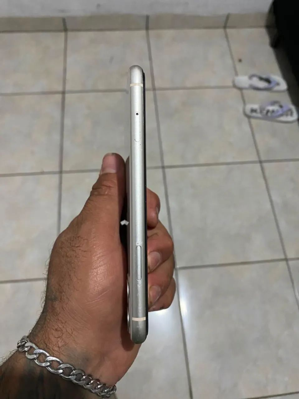 Celular iPhone 11 semi novo 