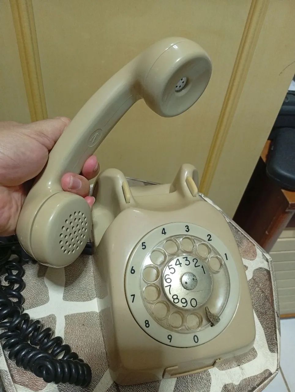 Vendo aparelho de telefone fixo antigo Ericsson em ótimo estado  - Foto 2