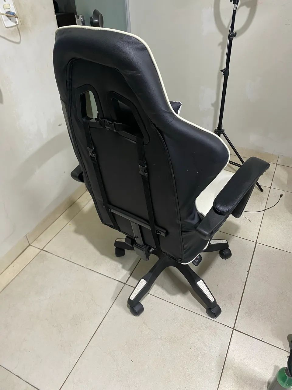 VENDO CADEIRA GAMER - Foto 2