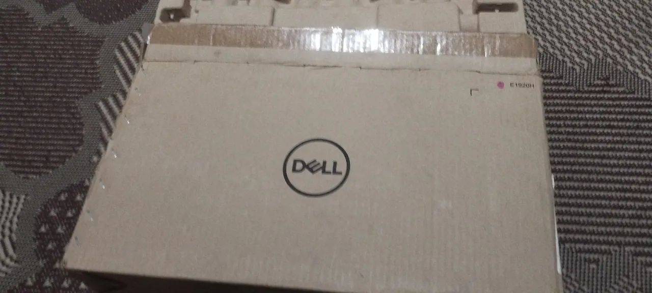Dell Monitor65126767643521120