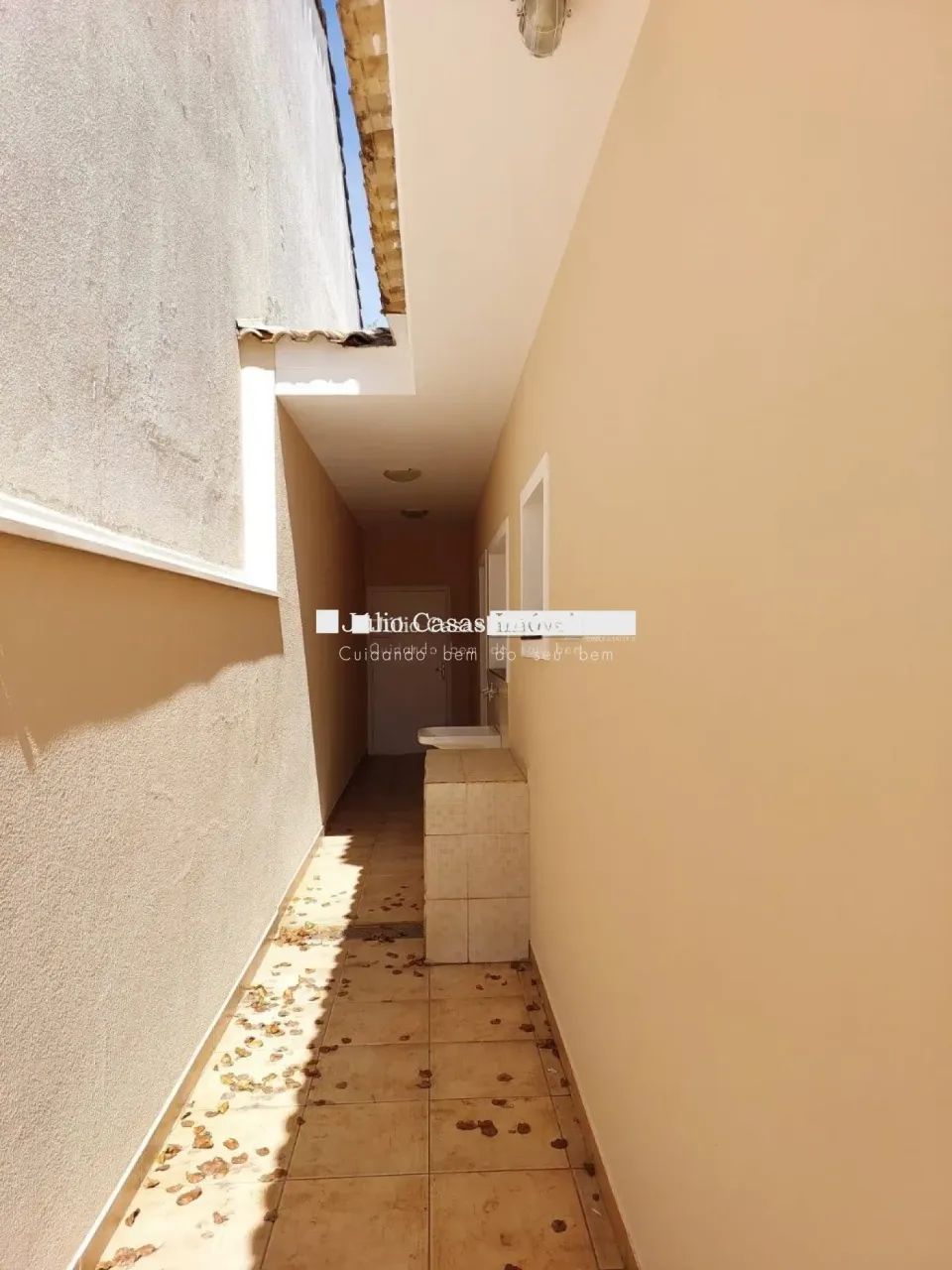 Casa em Condomínio com 03 quartos, sendo 01 suíte - Foto 5