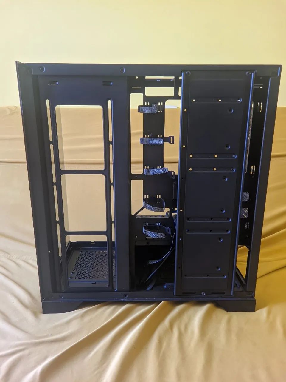 Gabinete XPG Invader X - Foto 4