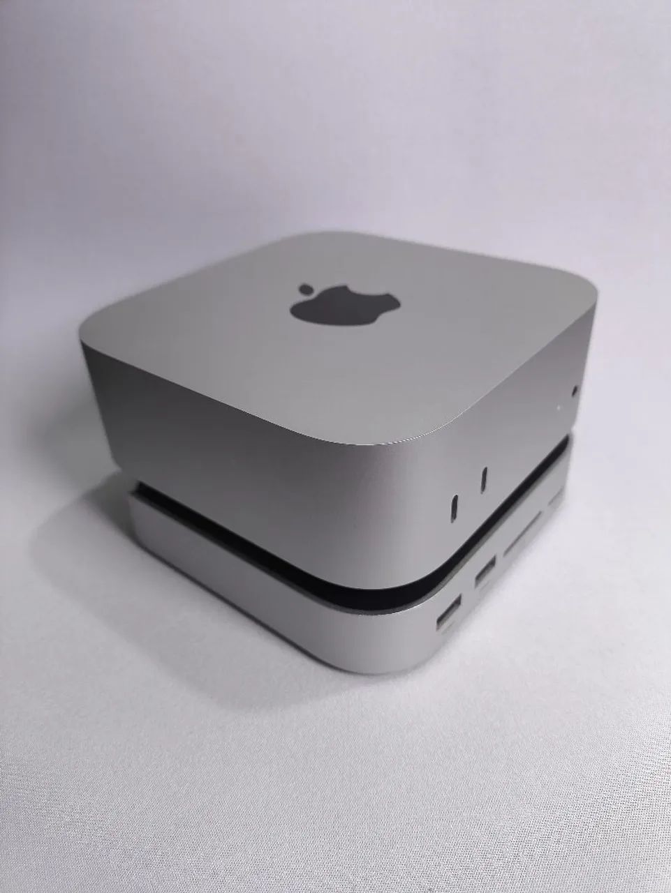 Mac mini M4 16/256 + Dock Ugreen