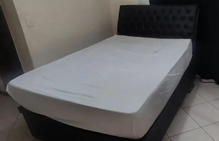 Cama box baú casal com colchão e cabeceira