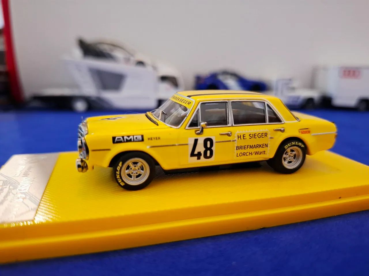 Miniatura Mercedes 300 6.8 AMG escala 1:64 Top!!! - Foto 3