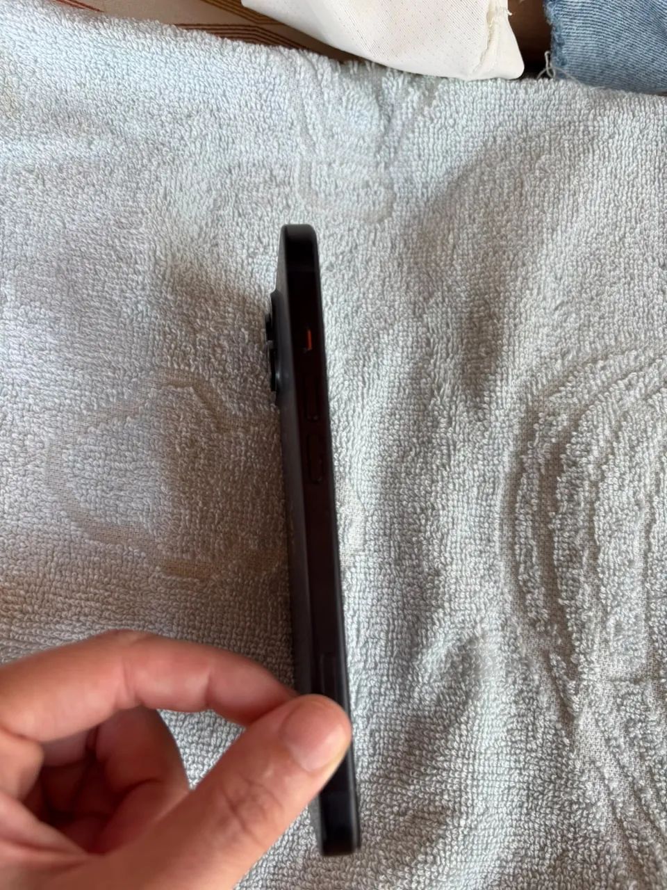 iPhone 15 - 256 GB - Usado - Foto 5