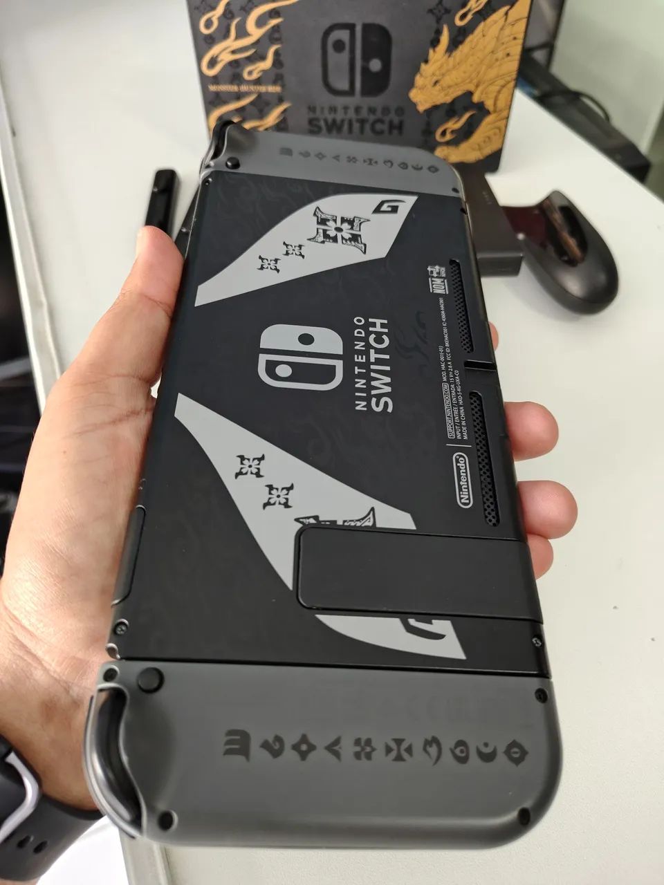Nintendo switch Monster Hunter Edition desbloqueado  - Foto 3