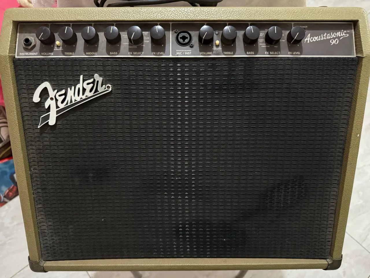 Amplificador voz e violão Caixa Fender Acoustasonic 90