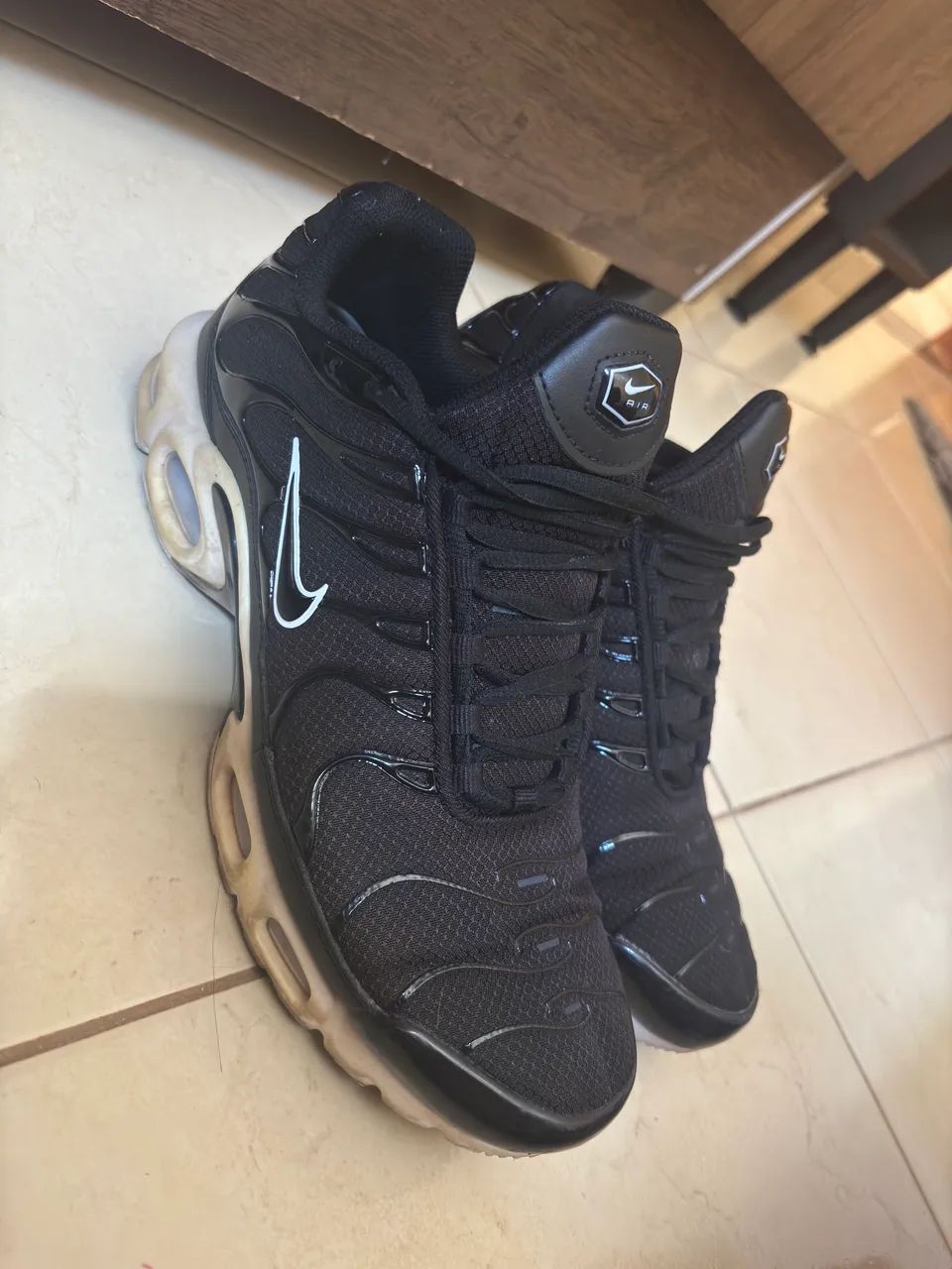 tenis AIR MAX TN preto - Foto 3