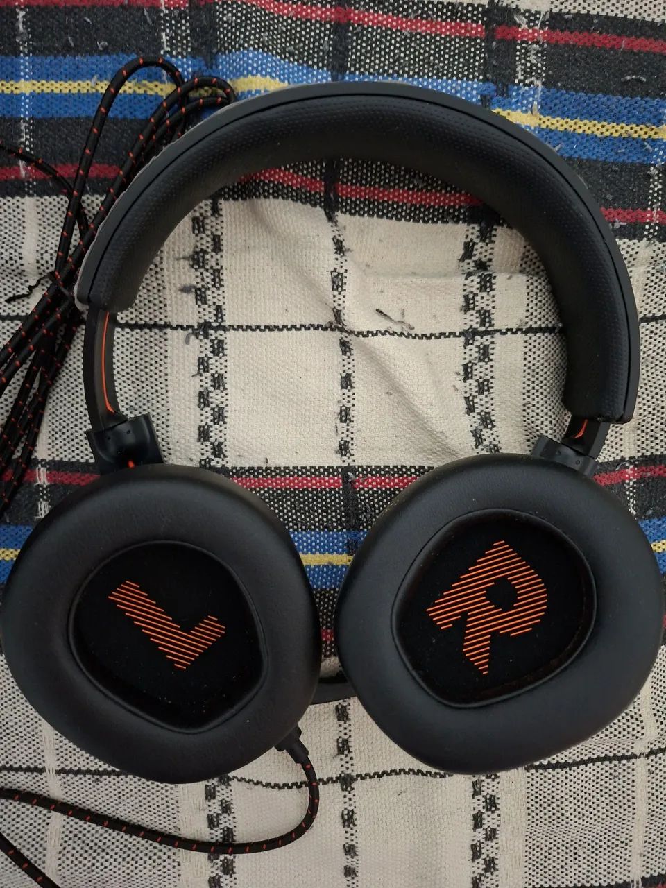 Jbl quantum 400 - Foto 2