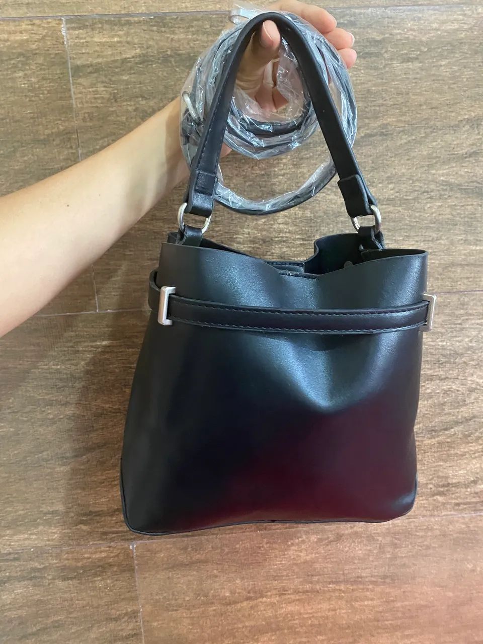 Bolsa bucket seminova Renner  - Foto 2