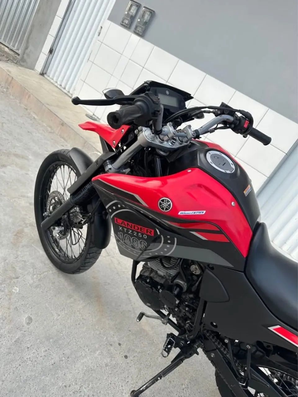 xtz lander 250 2024 - Foto 5