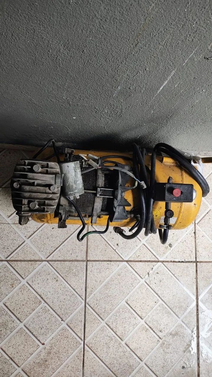 VENDO COMPRESSOR DE AR USADO  - Foto 2