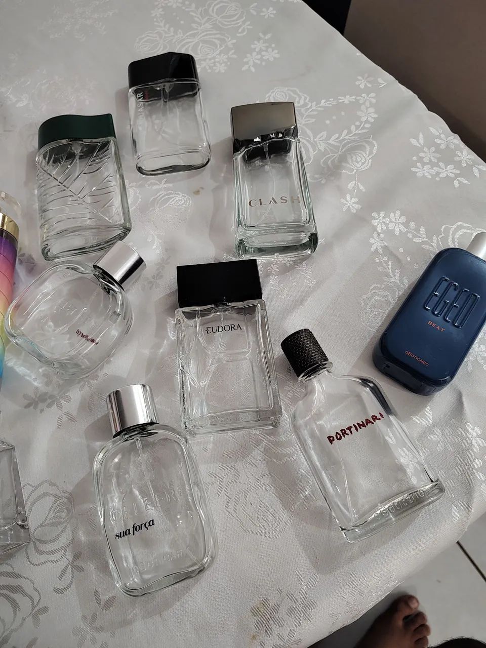 Frascos de perfume usados - Foto 4