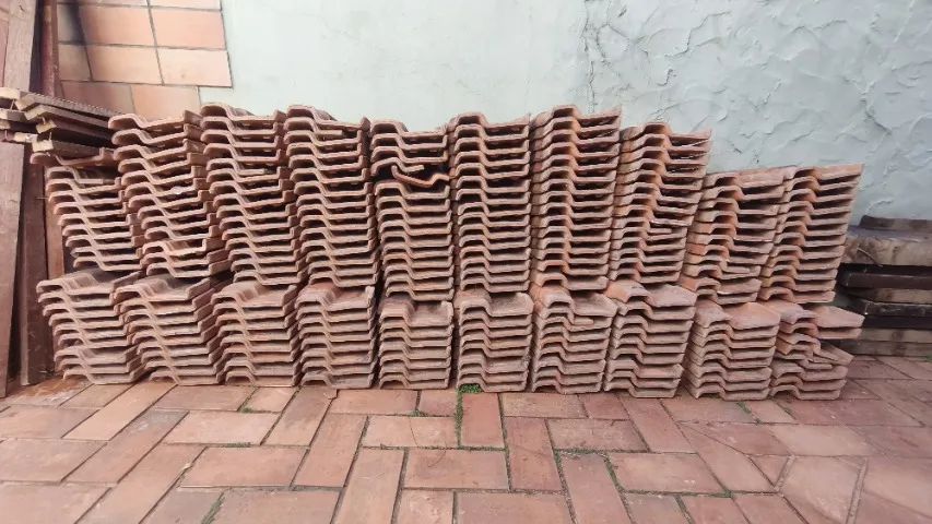 Madeiras e telhas - Foto 2